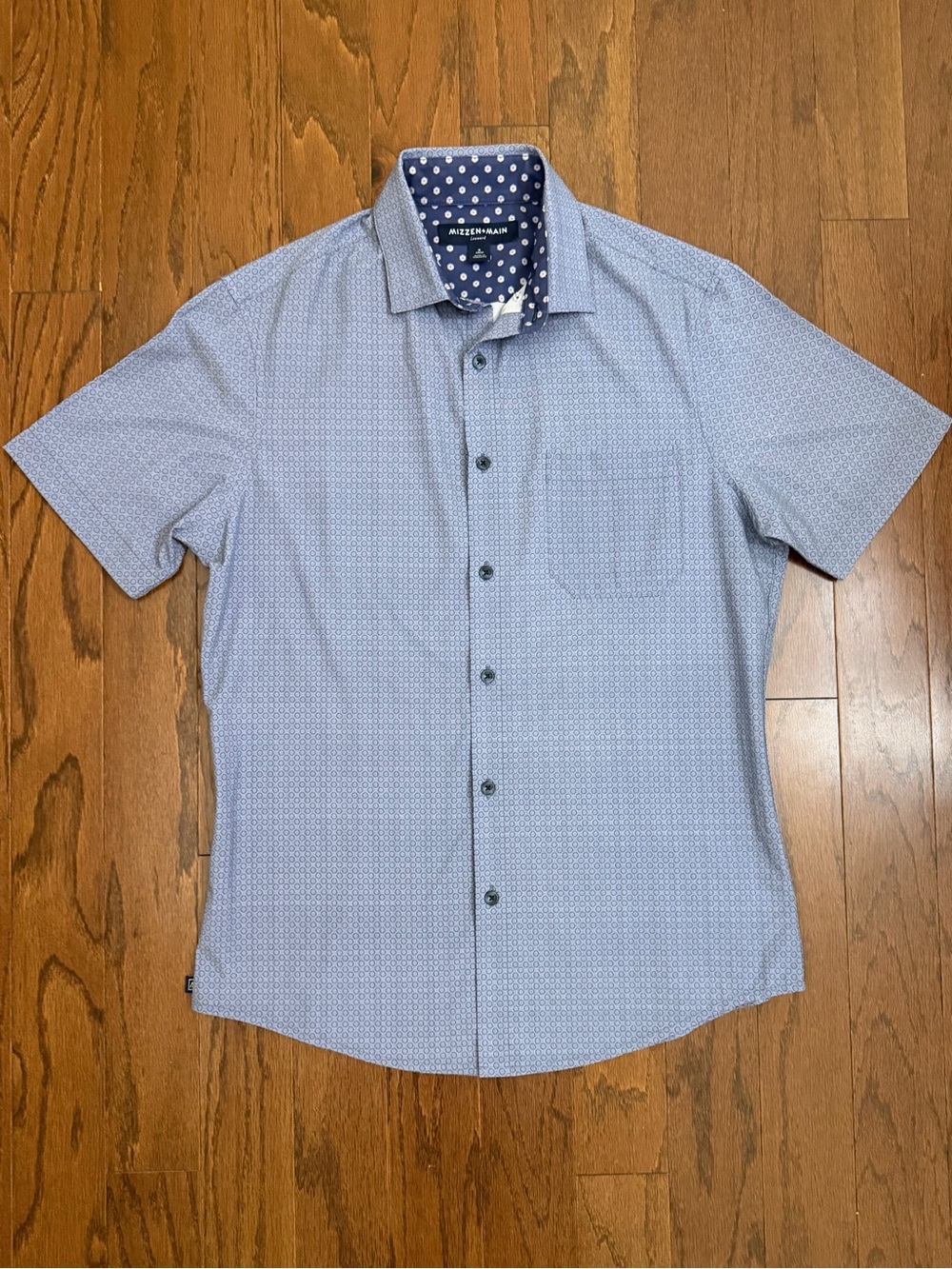 Mizzen+Main Leeward Light Blue Short-Sleeve Button-Up Geometric Print Small Trim